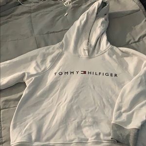 Tommy Hilfiger sweater